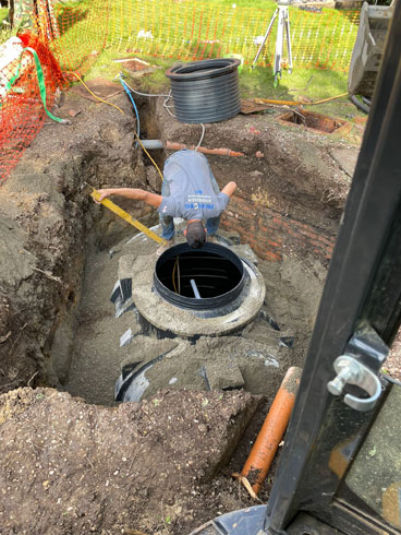 Sewage Treatment Plant Godalming - blocked drains treatment plants septic tanks installation soakaways cctv Petersfield Winchester Alton